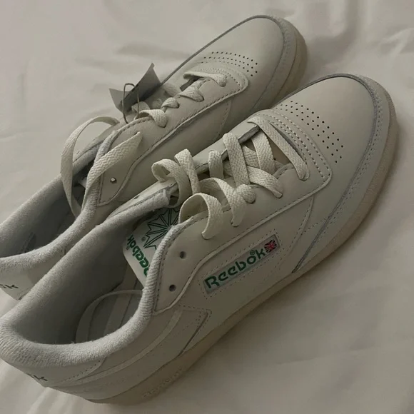 Reebok Women's Club C 85 Vintage Sneaker - Picture 5 of 8